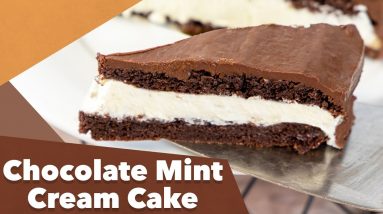 Keto Chocolate Mint Cream Cake Recipe